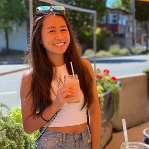 Meet your Posher, Jenny